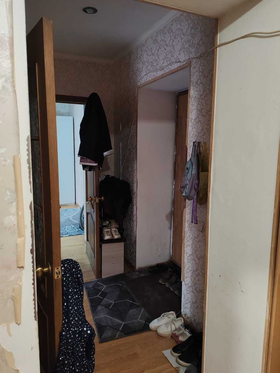 Продается 3 ком. кв. Старый город ,Шернияза , кирпичный дом  2 этаж