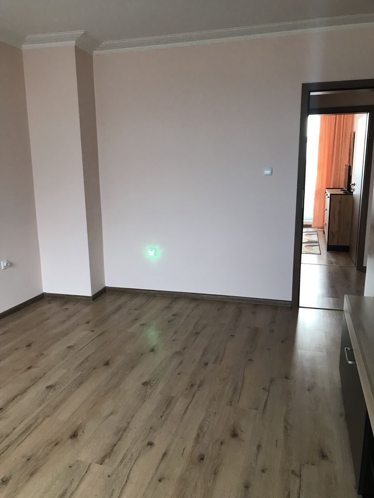 Продава се Двустаен апартамент в Перник, Център - 54 кв.м за 1482 €/кв.м - Снимка #10