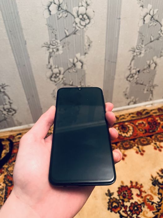 Продам Samsung A40