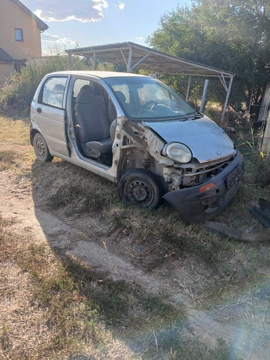 Vând piese Matiz