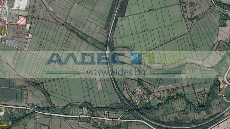 Продава се Парцел в с. Храбърско, Област София-област - 4880 кв.м за 35 €/кв.м - Снимка #12