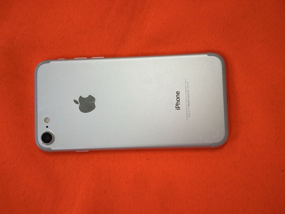 Iphone 7 32Gb емкость 87%