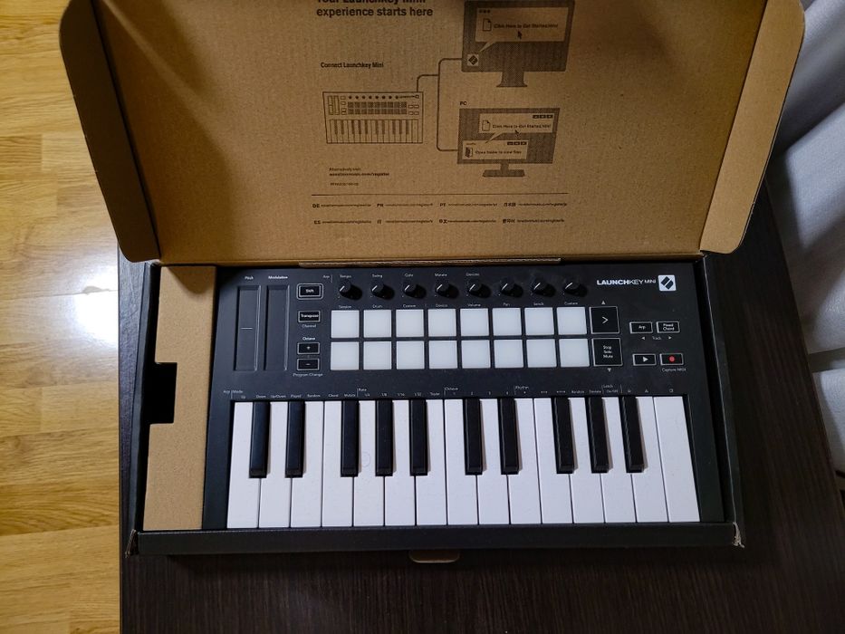 Clapa Midi Novation Launchkey Mini MK3