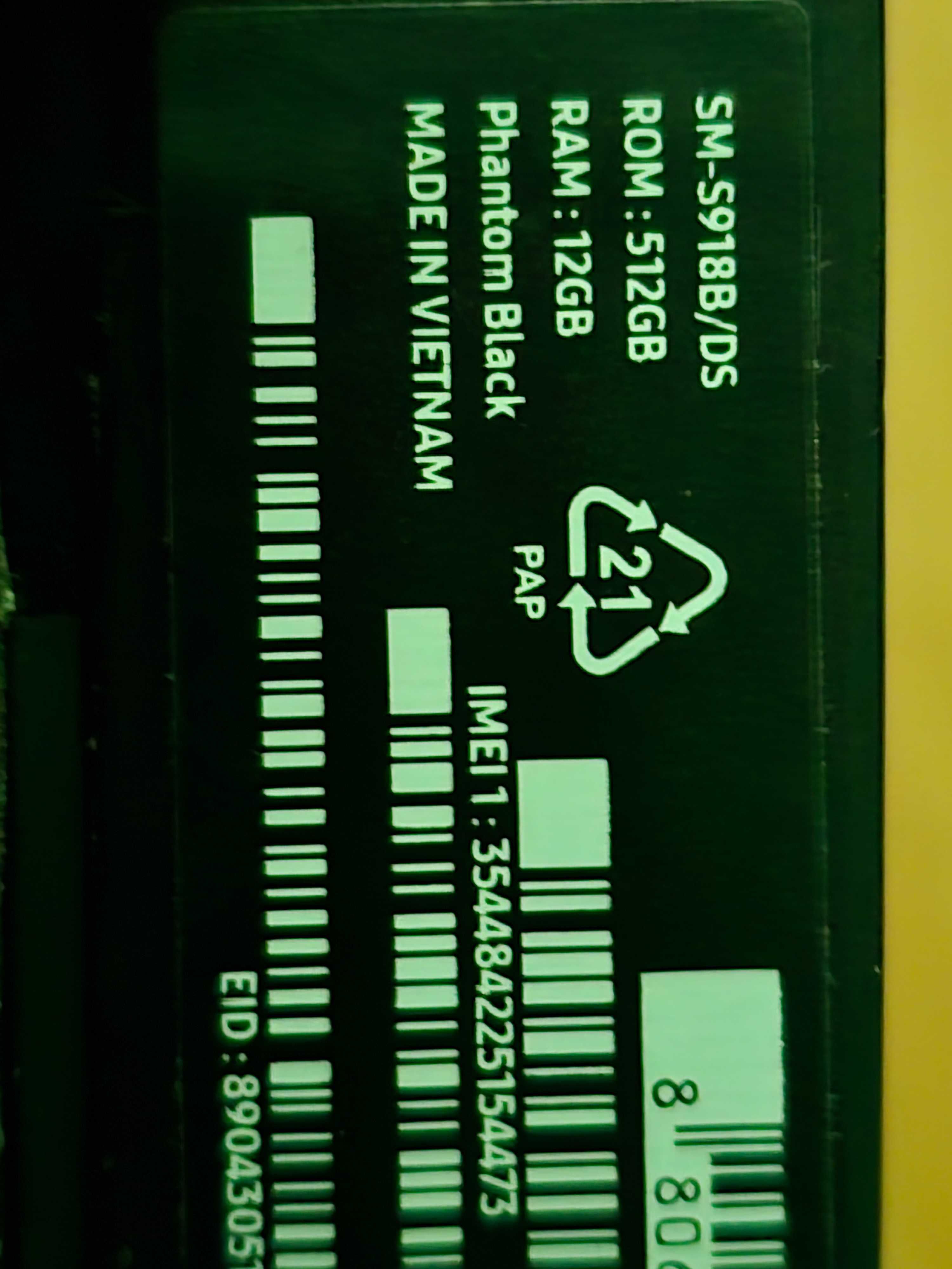 Vând Samsung S23 Ultra black 512 GB.