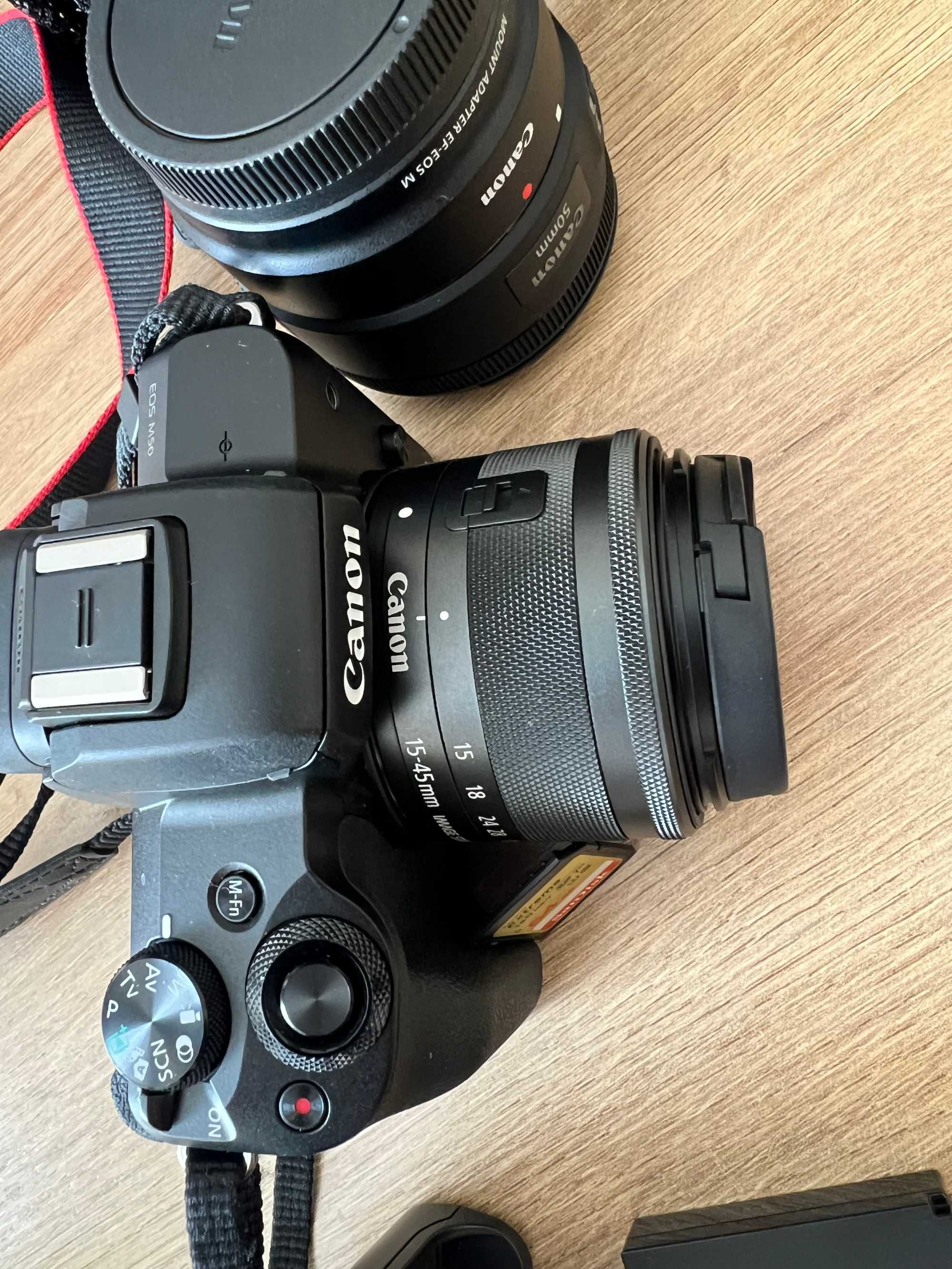 Комплект Canon EOS M50 + адаптер  + стоков и EF‑M 15‑45мм обектив
