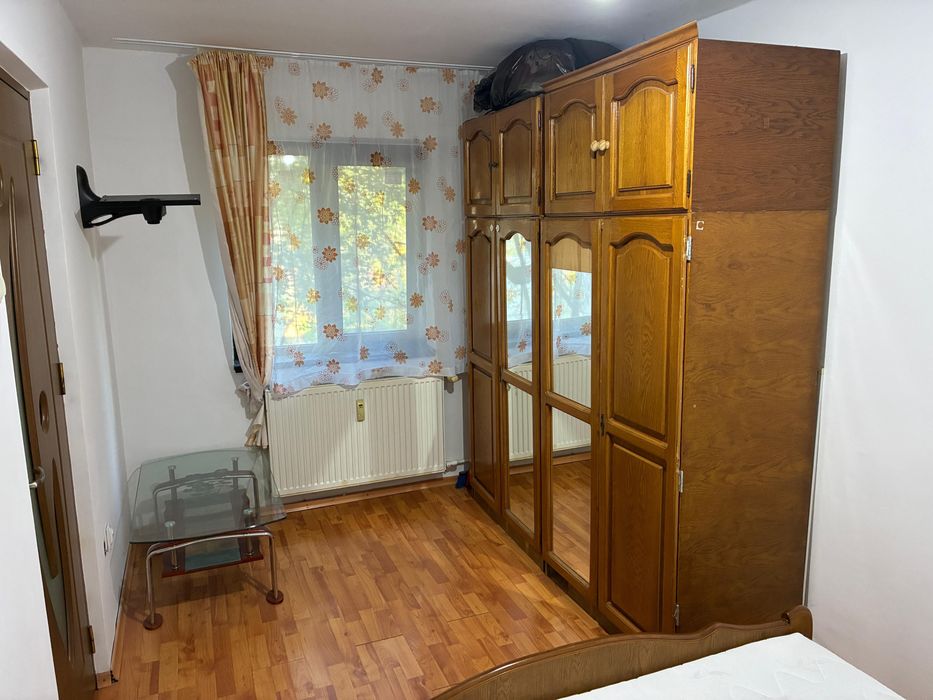 Vând apartament în Ploiești