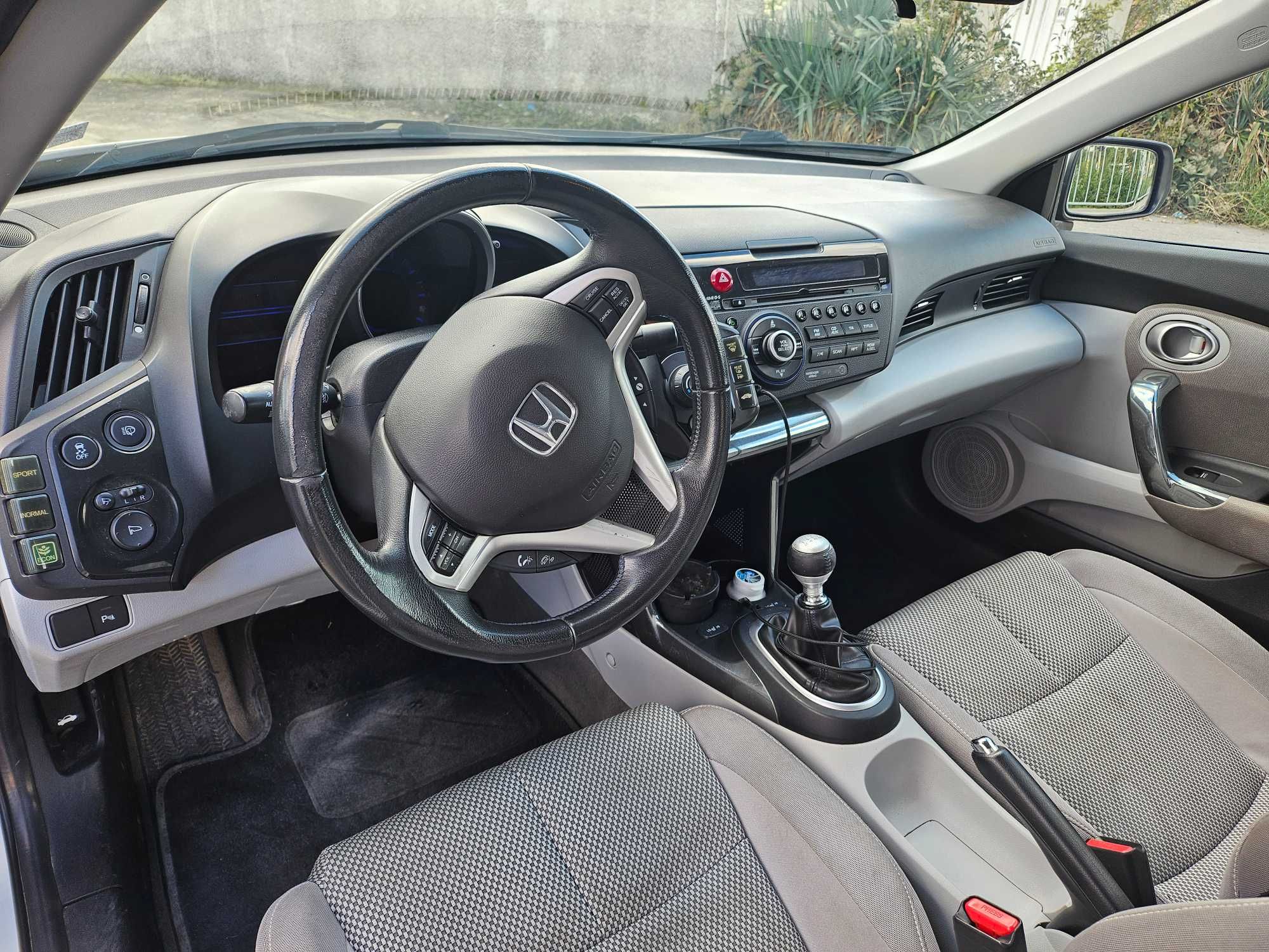 Honda CR-Z 1.5 115hp 2012