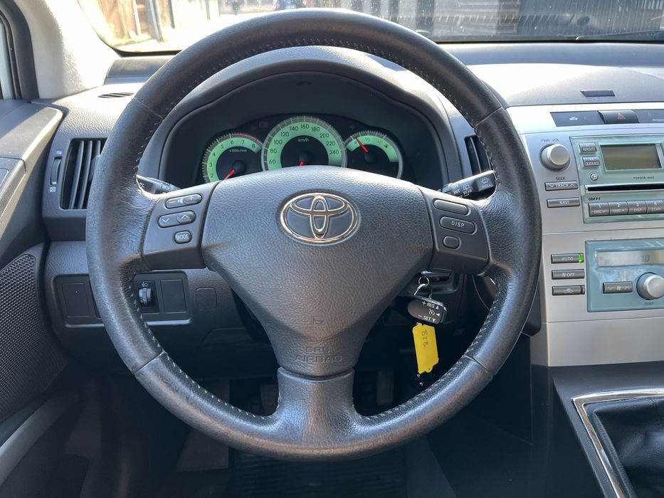 Toyota Corolla Verso 7 locuri
