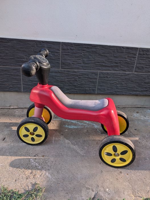 Bicicletă bebelusi