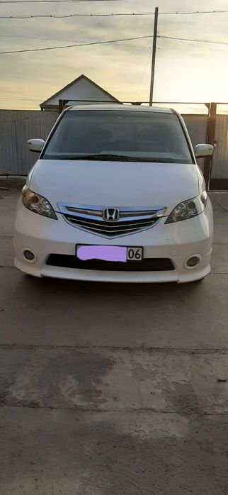 Хонда элюжн, 6.5 млн