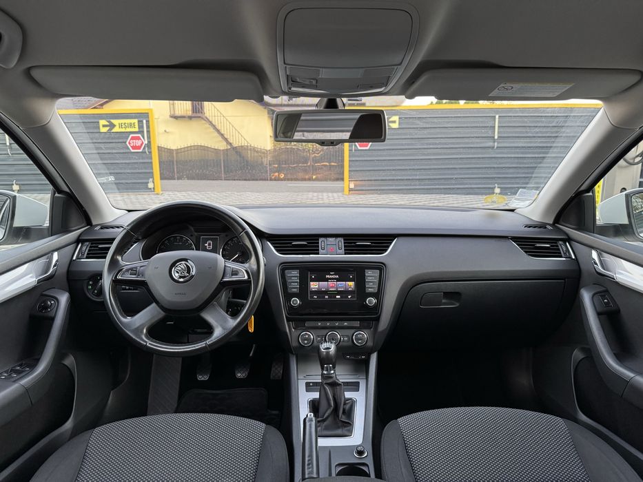 SKODA OCTAVIA 1.6 TDI, 105 cp, 239000 km