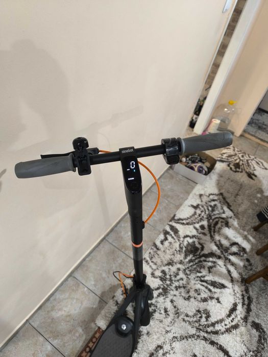 Продавам тротинетка segway f40