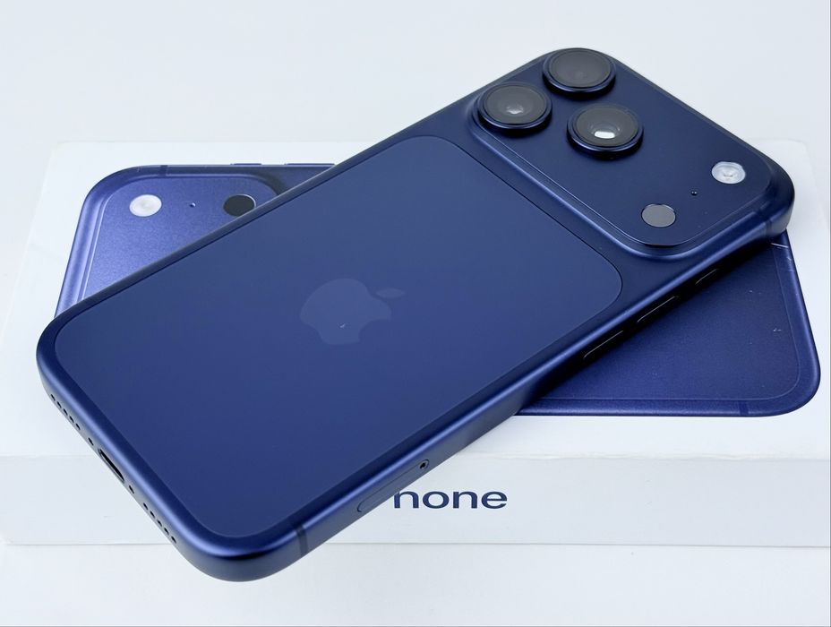 НОВ! Apple iPhone 17 Pro 256GB Blue Гаранция!