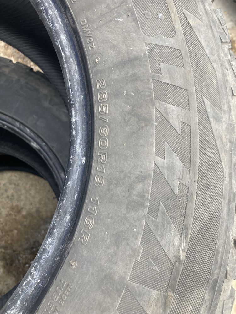 285 60 18 bridgestone  blizzak 8 броя гуми