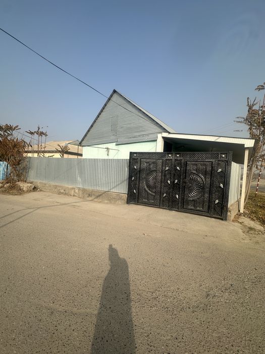 Жетысайда уй сатылады