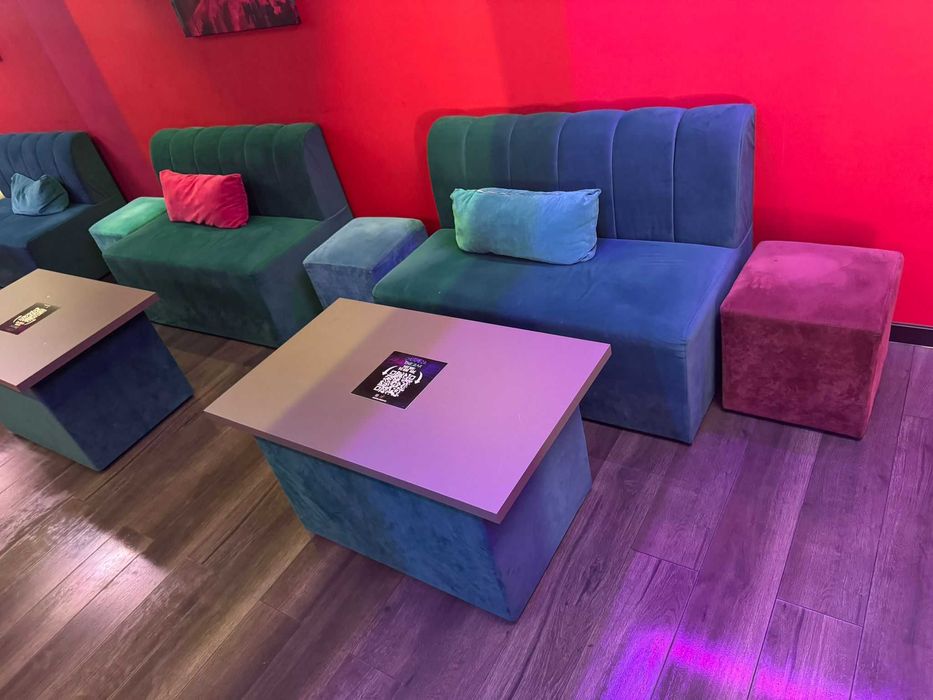 Vand Mobilier Bar / Pub