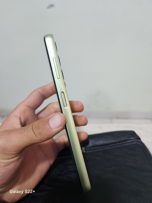 Samsung A14 4g och yashil 128 gb xotira 4 gb ram