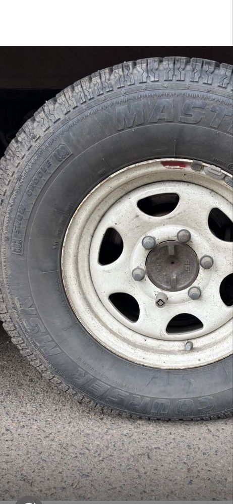 Диски с зимней резиной 235/75 r15