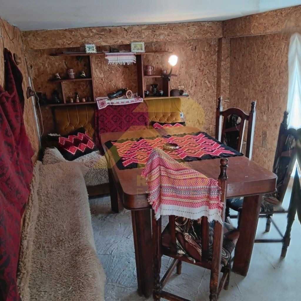 Продава се Къща в Брезник - 50 кв.м за 900 €/кв.м - Снимка #6