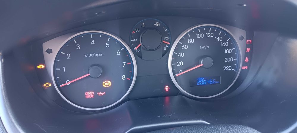Vand Hyundai i20 benzina, an 2012