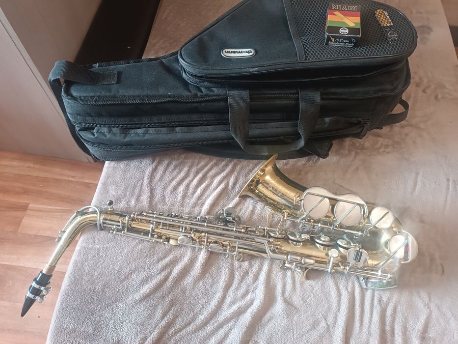 Алт Саксофон Amati Kraslice Super Classic + аксесоари