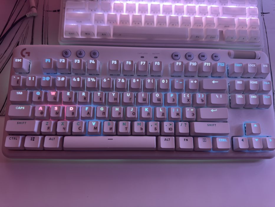 Клавиатура Logitech g715 lightspeed