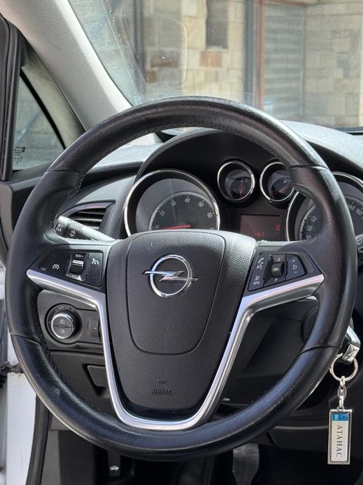 Opel Astra J 1.4 Turbo