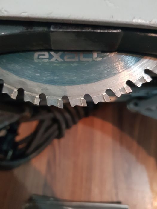 Mașină de tăiat tevi Exact PipeCut 280E