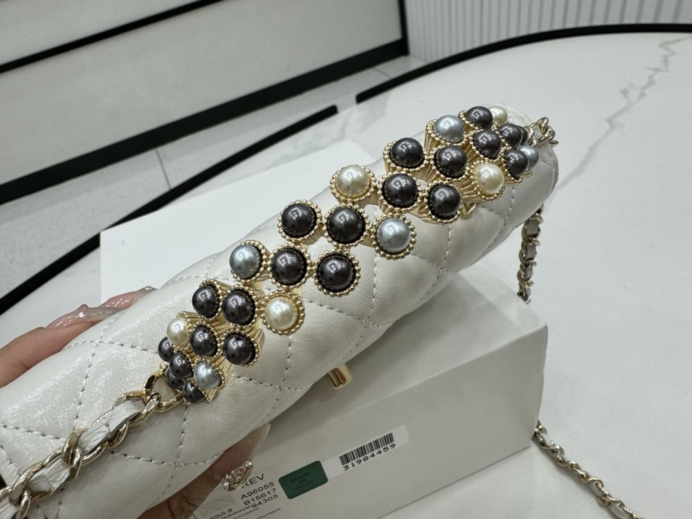 Geanta Chanel 19