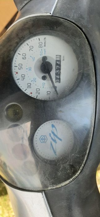 Vand scuter piaggio zip 4t