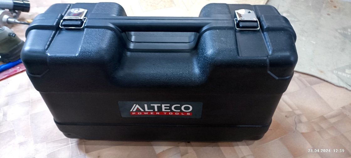 Продам штроборез Alteco