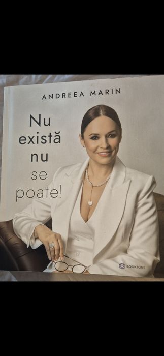 Vand diverse carti toate la 40 lei