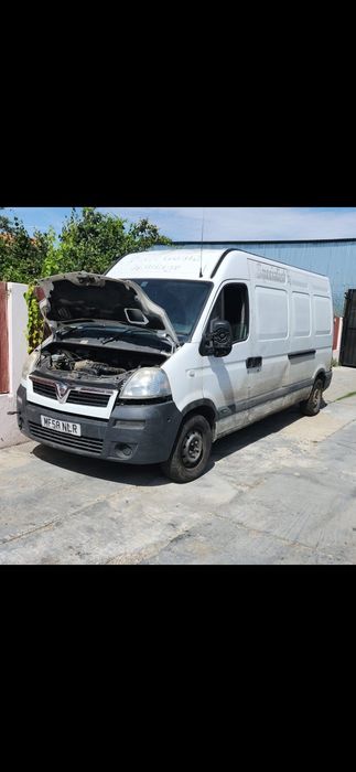 Dezmembrez renault master movano vivaro motor 2.2 2200 2.5 2500 viteze