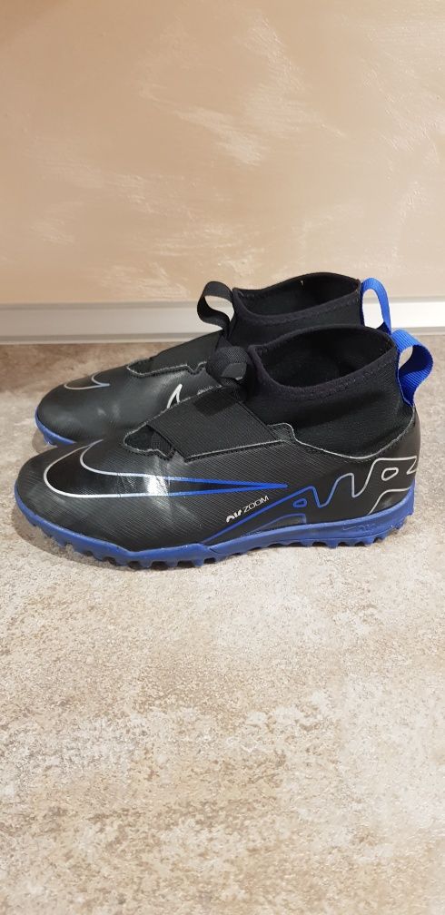 Футболни обувки (Стоножки) Nike 36,5