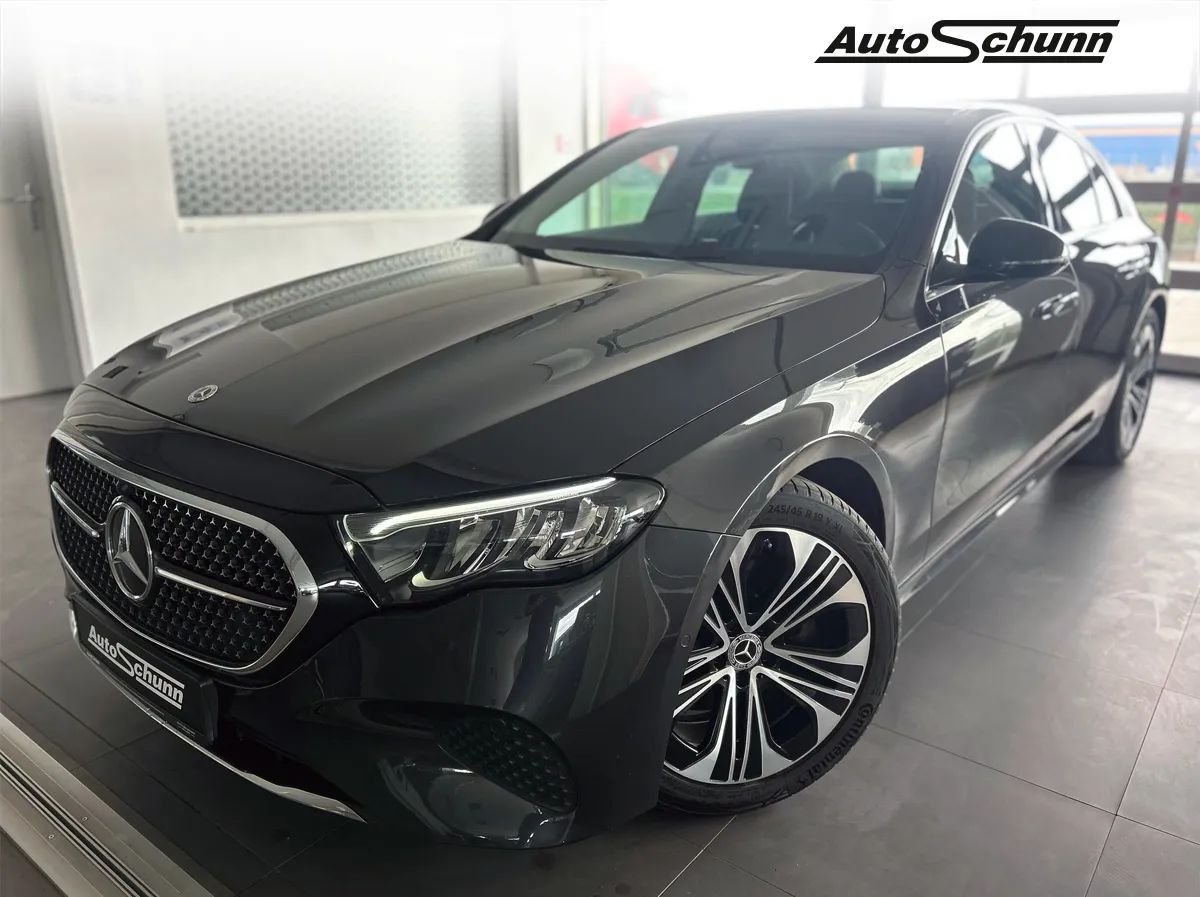Mercedes-Benz E E 220 d Avantgarde MBUX Premium+Panorama+Distronic