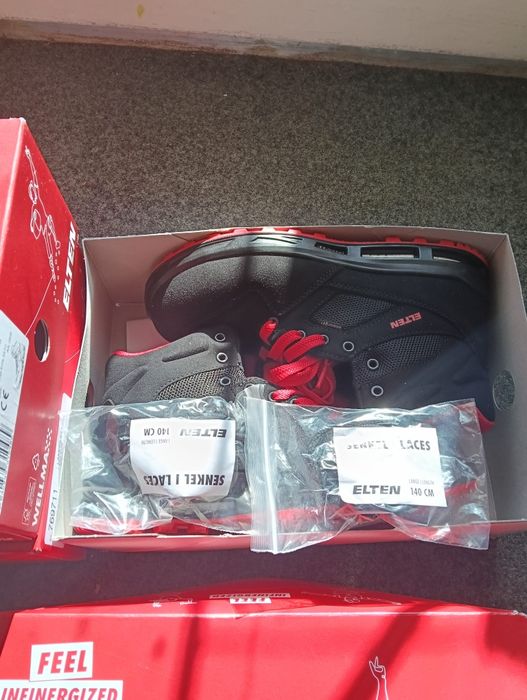 Bocanci noi , perne de aer