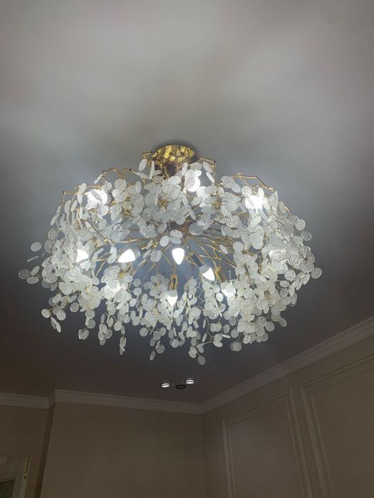 Люстра для гостинной