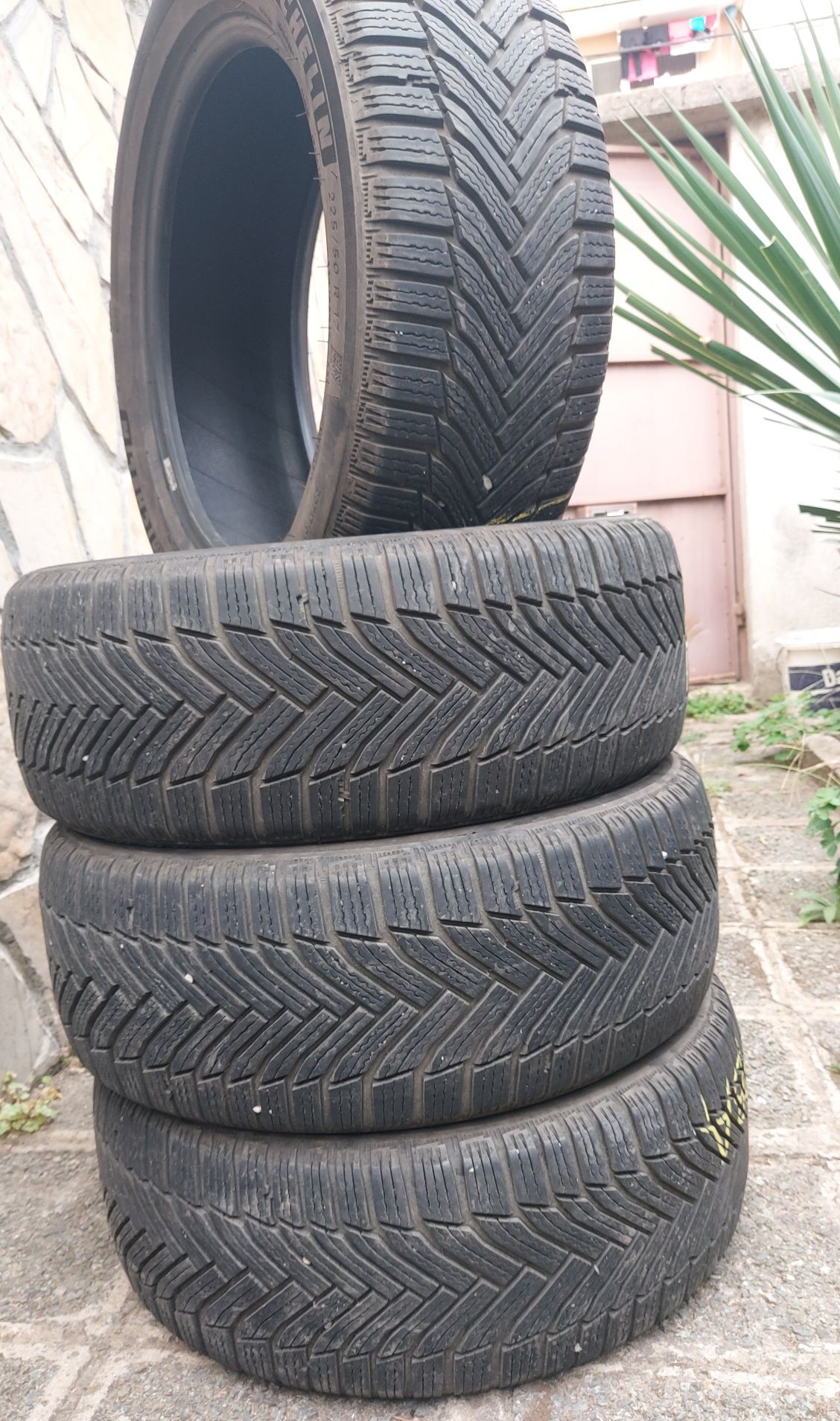 Зимни гуми 225 50 17 Michelin 6