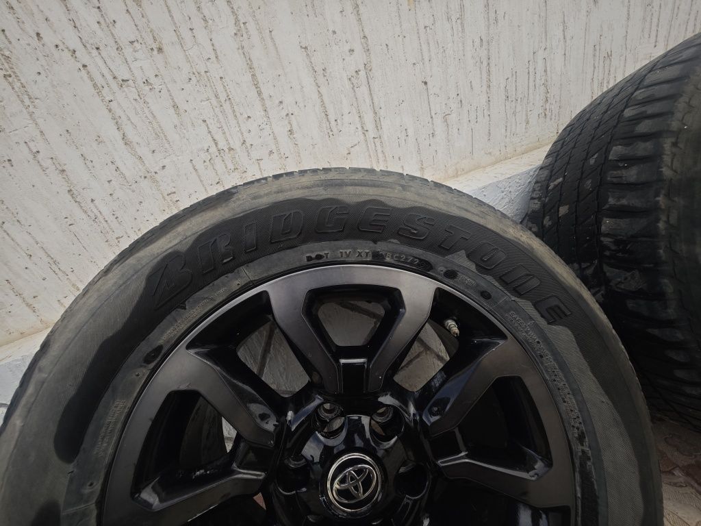 Продаётся шиный с диском 265/60/R18  5шт шина Brigstone.