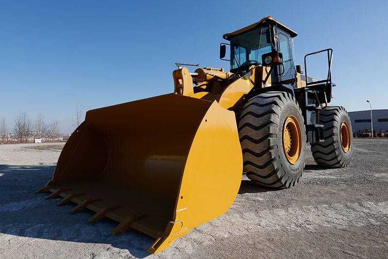 Frontal yuklagich SEM656F