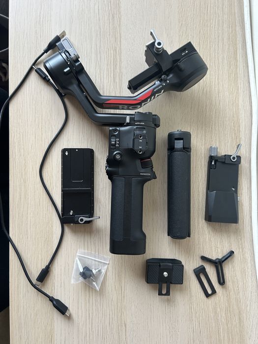 Гимбъл DJI RS 4 в Гаранция!