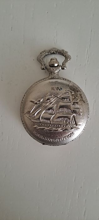 Продам старинные часы