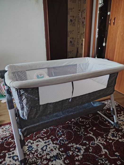 Продам Кроватка-манеж