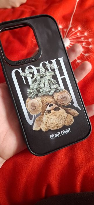 Vand husa iphone 14 pro noua