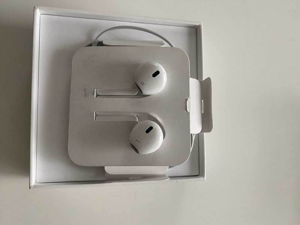 Оригинални Apple Earpods iPhone,iPad,iPod с 3,5 мм жак