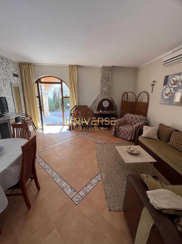 Продава се Двустаен апартамент в к.к. Елените - 72 кв.м за 1459 €/кв.м - Снимка #3
