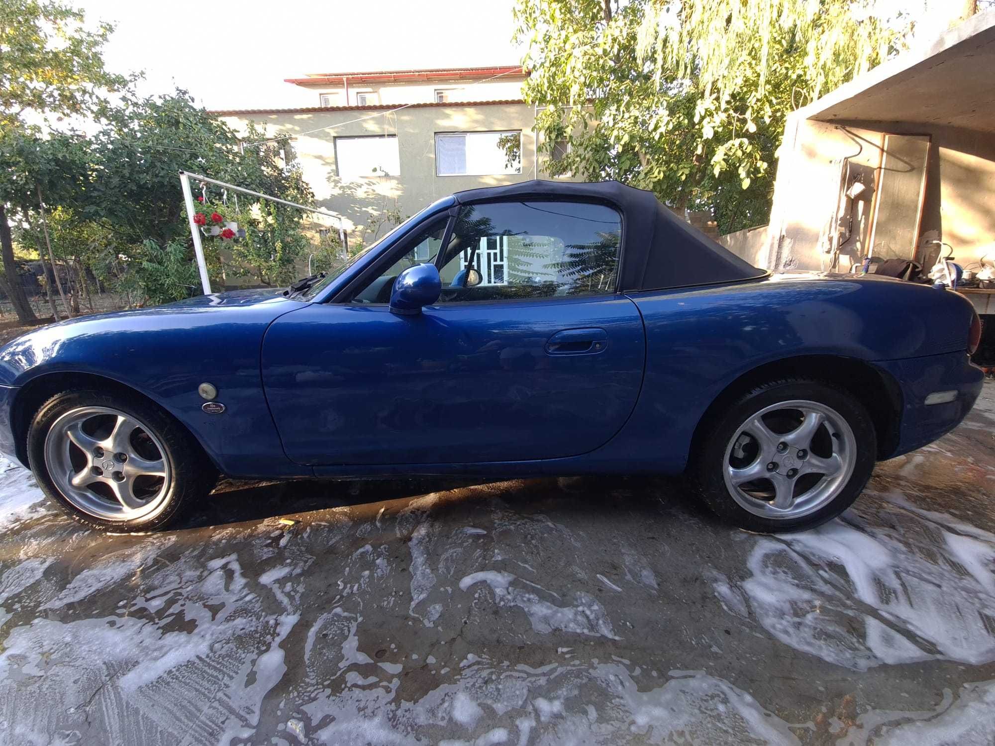 Vand cea mai intretinuta Mazda MX-5 a 10-a aniversare