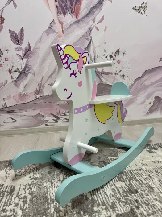 Balansoar din lemn -model unicorn 1–3 ani+cadou busy book