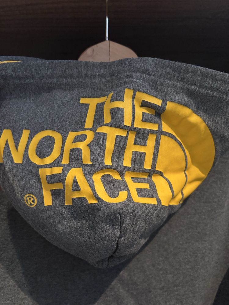 Суитшърт The North Face