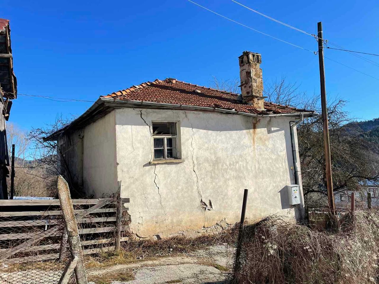 Продава се Къща в с. Смилян, Област Смолян - 160 кв.м за 255 €/кв.м - Снимка #2